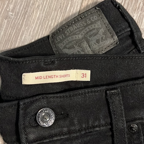 Black Levi Strauss & Co Mid-length Shorts - Picture 4 of 5